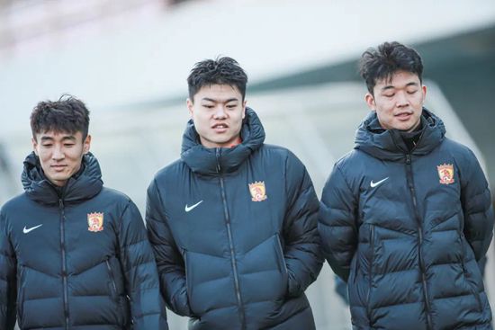 亚洲国产成a人v在线观看